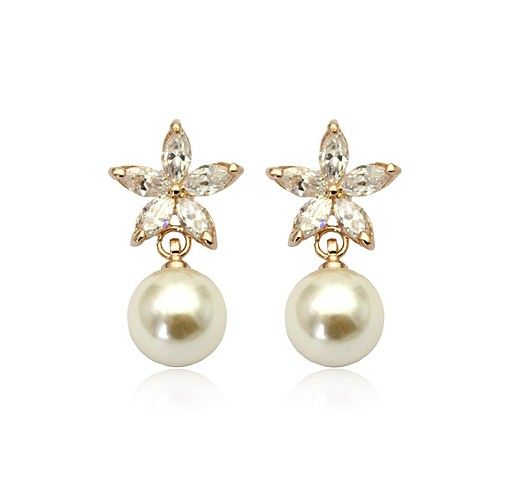 Pearls and Austrian Crystals set in 18k Rose Gold-Plated Snowflake Earrings
