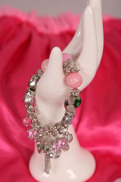 Pink Fashion Bead Bracelet with Bear